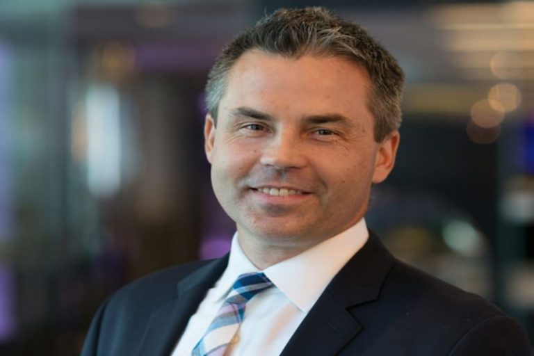 Bloomberg Analyst Predicts Memecoin ETF To Launch by 2026